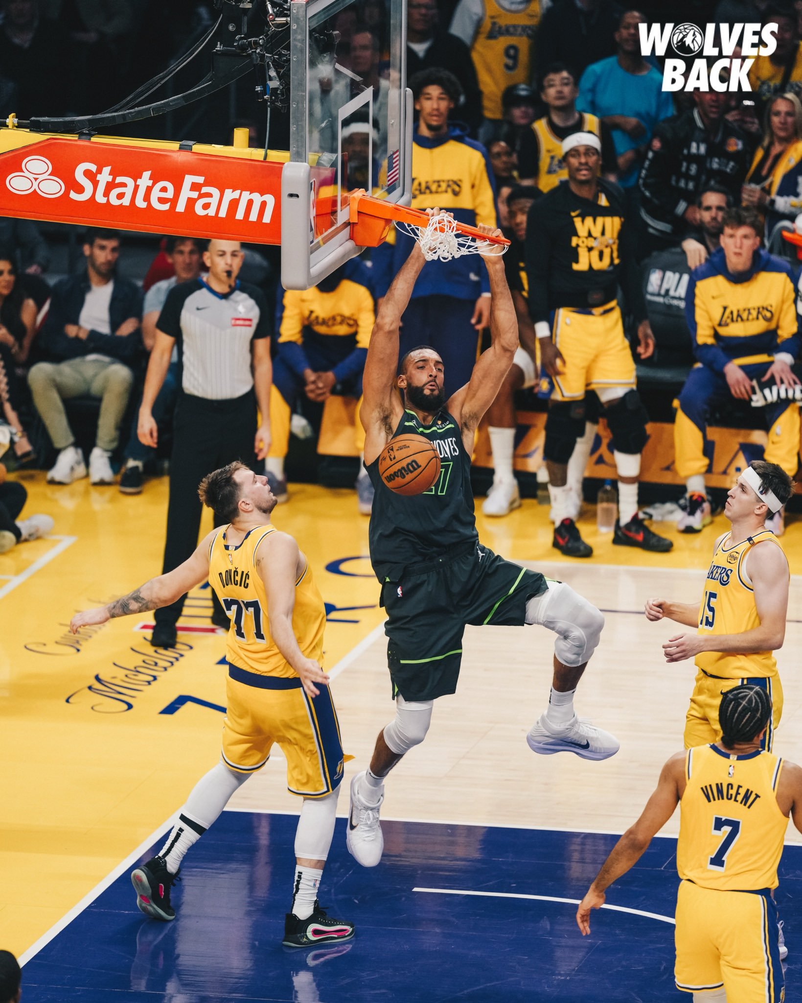 关于今晨NBA总决赛焦点战,明尼苏达森林狼临场应变,媒体盛赞,身体对抗强度拉满的信息 关于今晨NBA总决赛焦点战,明尼苏达森林狼临场应变,媒体盛赞,身体对抗强度拉满的信息